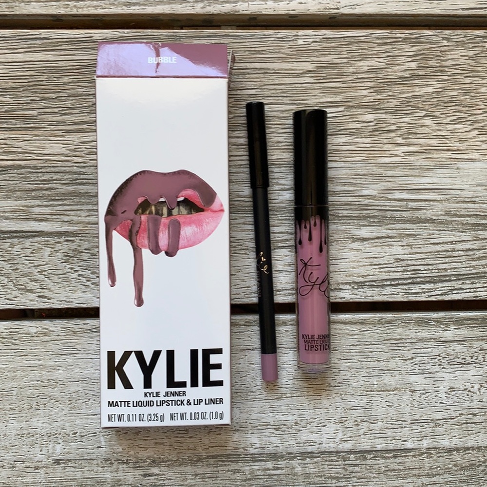 Kylie matte liquid lipstick 💄 & lip liner-bubble